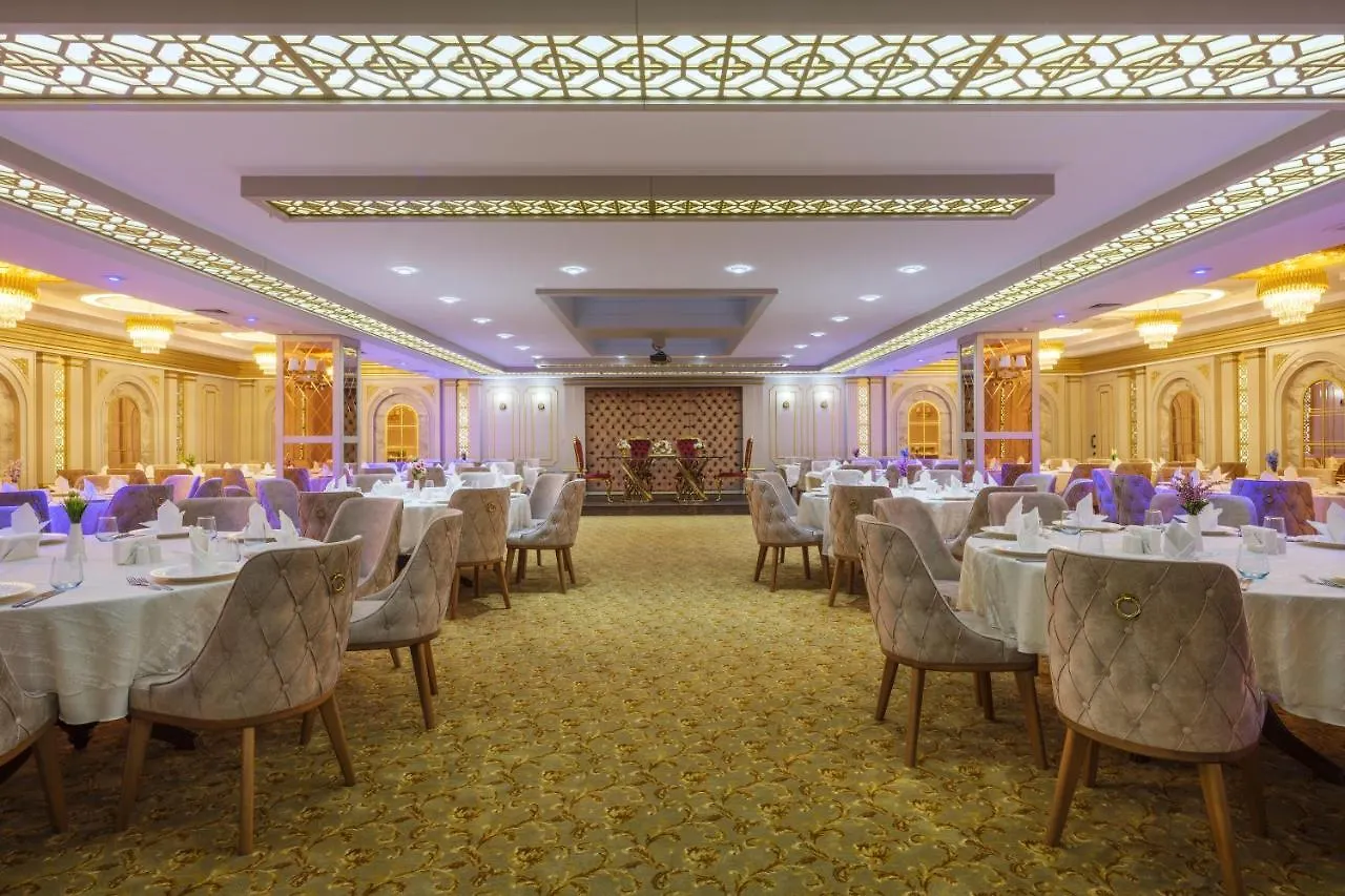 Elysium Green Suites Antalya Hotell